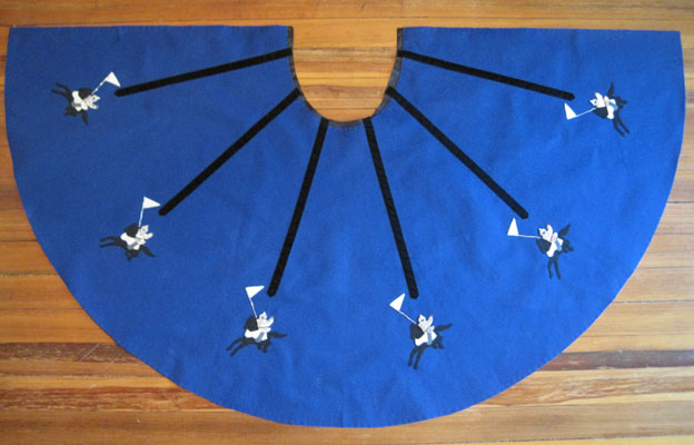 Skirt laid flat, pre-sewing the back seam