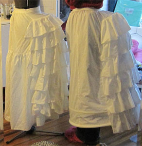 Bustle comparison, Truly Victorian 101 vs 108